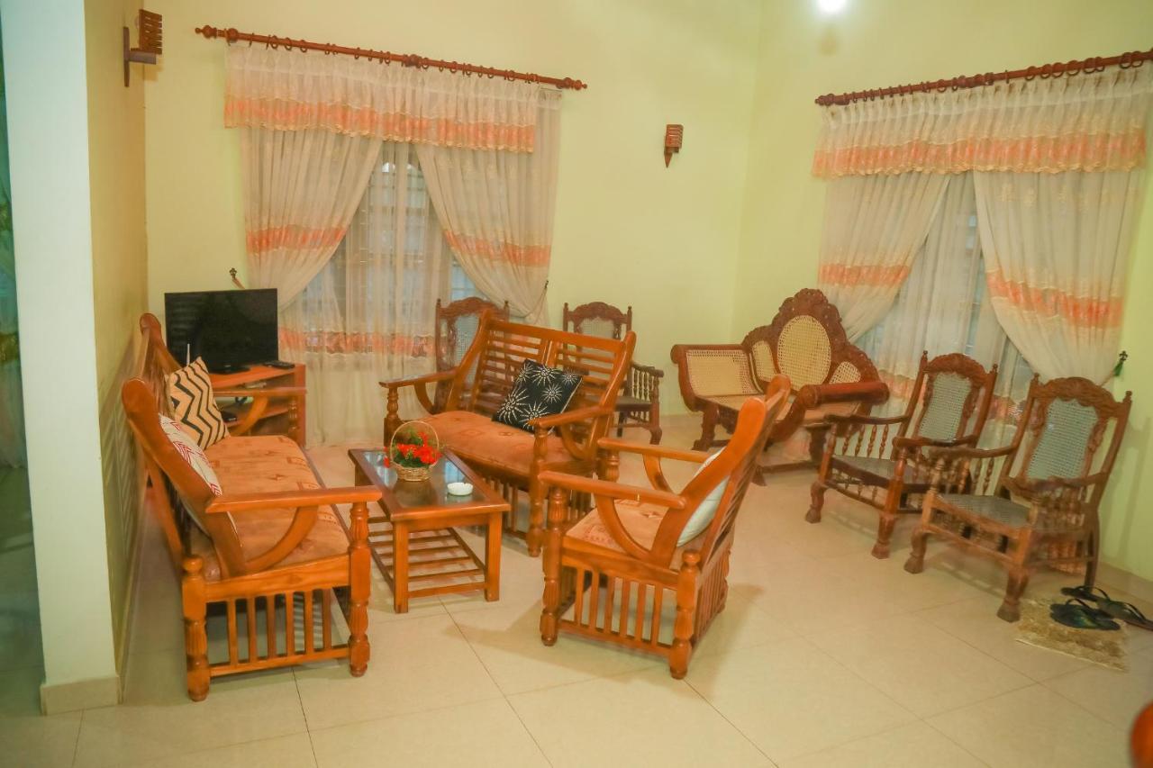 Hasaranga Holiday House 히카두와 외부 사진